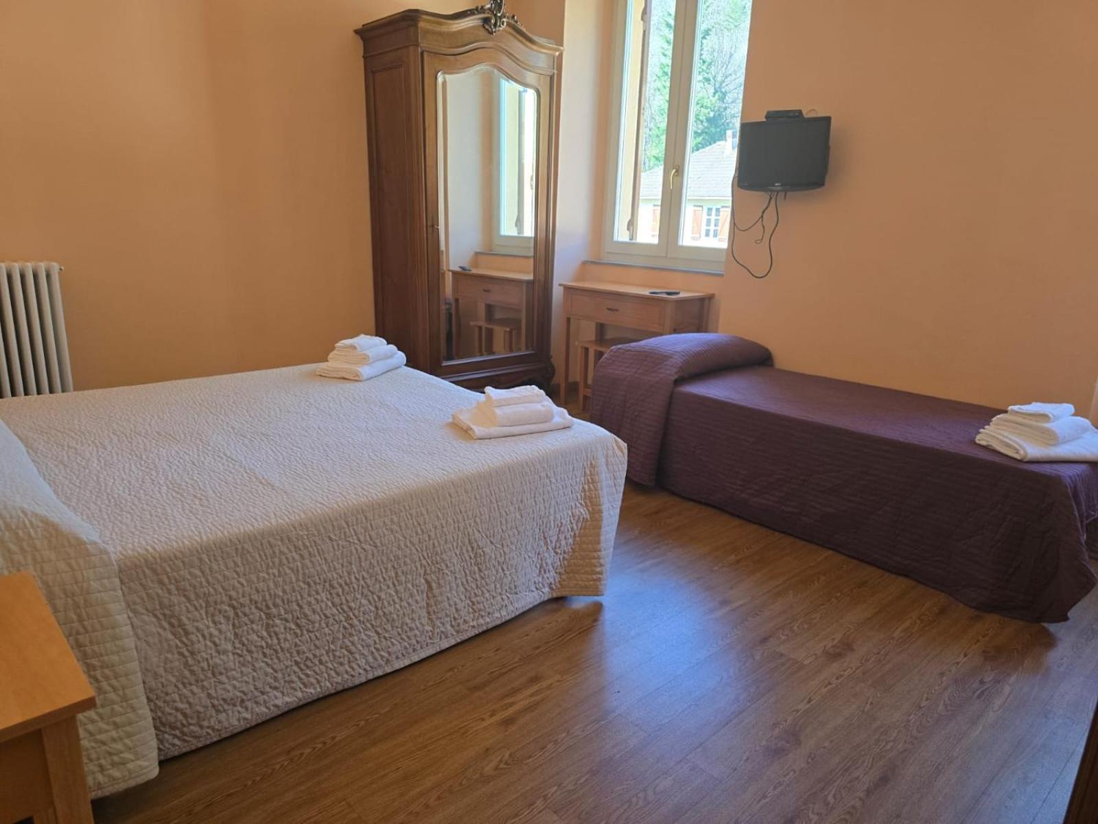Albergo Minetto Martina Olba Exterior photo